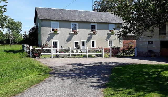 Charming renovated farmhouse with enclosed garden
