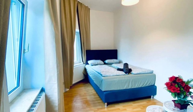 Charming Room in a Shared Apt with Great Amenities
