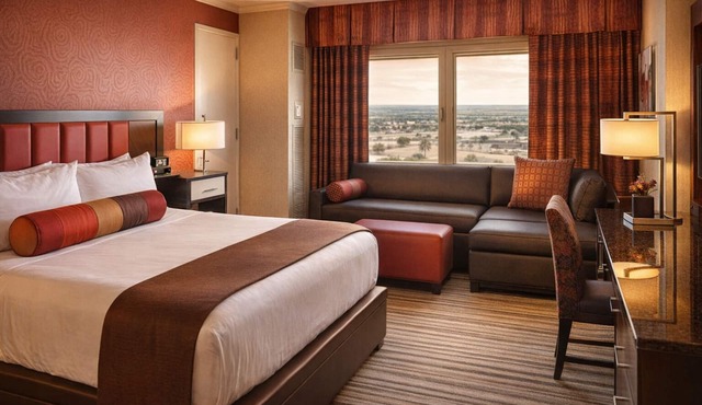 Charming Room with Spa & Sauna Access in Vibrant Casino Resort, Rooftop Deck