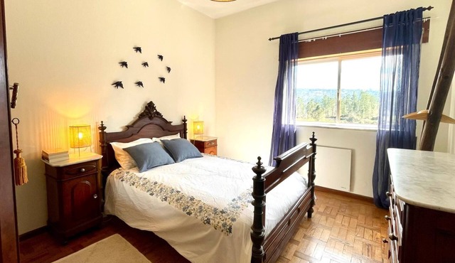 Charming rustic country house for nature lovers! Up to 10 people.