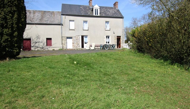 Charming Rustic Home Near D-Day Beaches with Large Garden and BBQ
