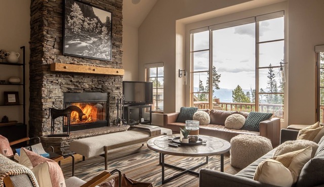 Charming, Ski Accessible Home with Hot Tub and Great Views!