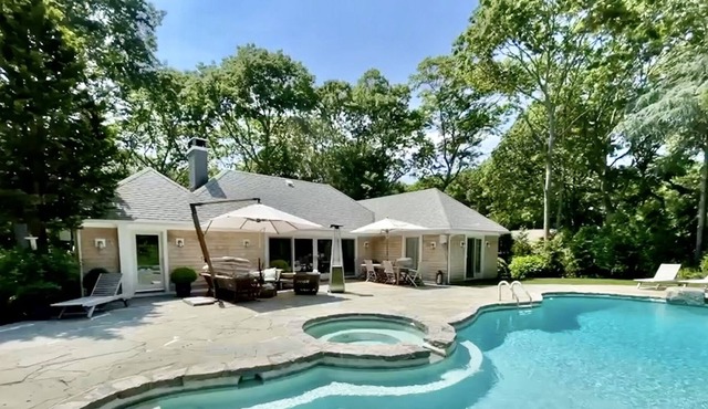 Charming Southampton Villa Into the Woods