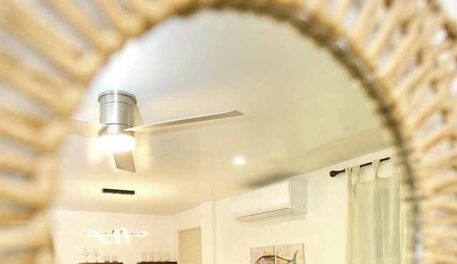 Charming & Spacious 2-bedroom Apartment Near Ocean-Starfish Villa