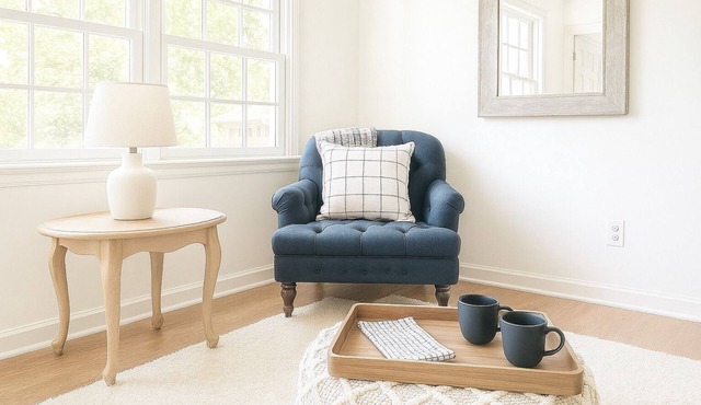 Charming & Spacious 4 BR w/Private Backyard in lovely Summerville