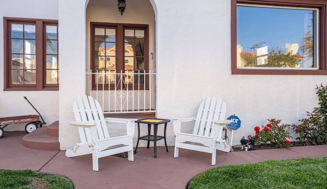 Charming Spanish 1924, 3-bedroom/2-bath home in Long Beach/Belmont Shores!
