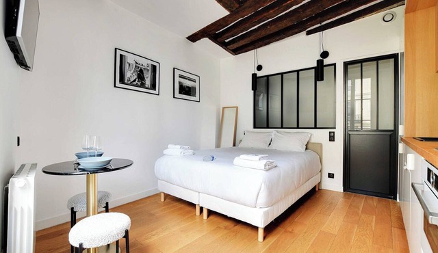 Charming studio A/C - 2P - Le Marais