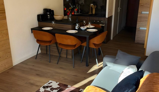 Charming Studio at the Foot of Jandri with Mountain View and Balcony