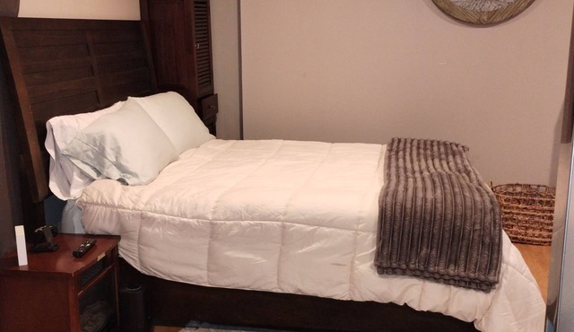 Charming studio in Des Moines perfect for a relaxing getaway