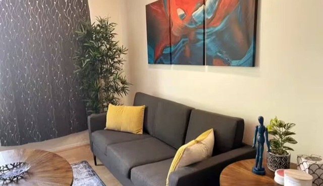 Charming studio in SD Downtown