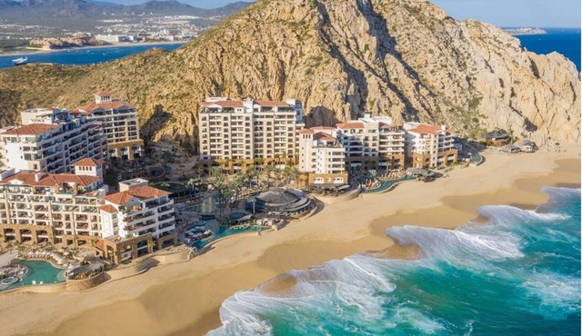 Charming studio in beautiful Cabo San Lucas with AC, WiFi