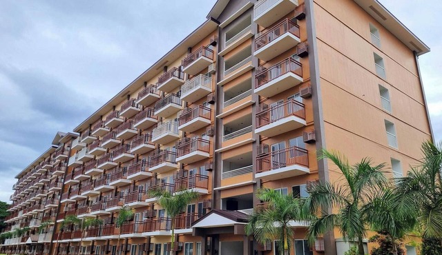 Charming studio in brilliant Puerto Princesa with WiFi, AC