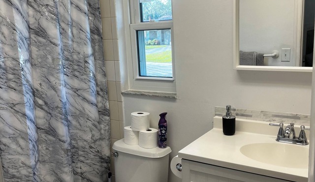 Charming studio with AC, WiFi in amazing Port Richey