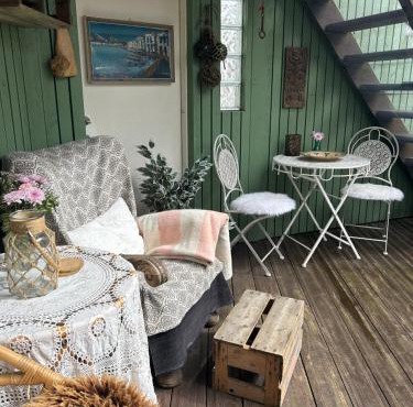 Charming studio with private patio