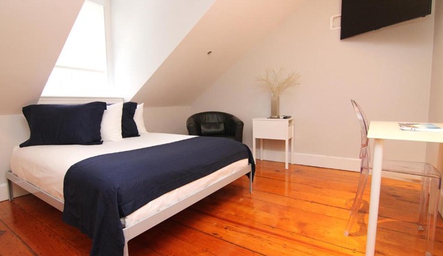Charming & Stylish Studio on Beacon Hill #15