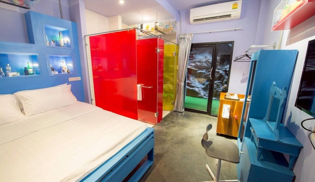 Charming Suite Escape | Modern Comfort in Thailand