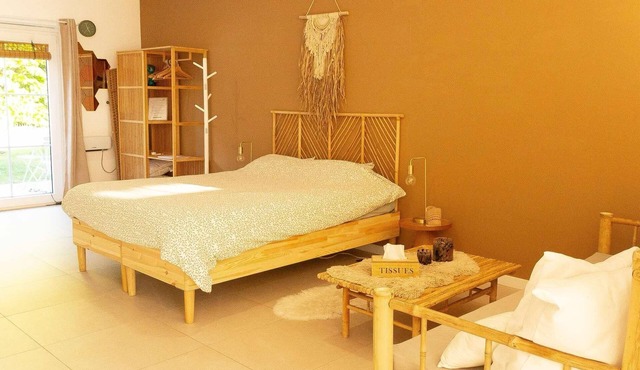 Charming suite with private garden - Ideal romantic getaway