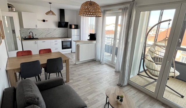 Charming T3 - Garage - Balcony