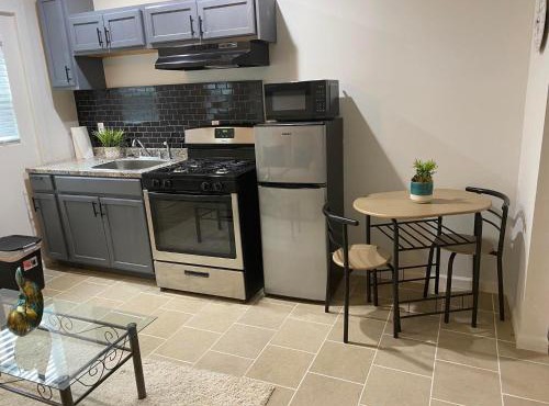 Charming Three Bedroom in Arbor Links