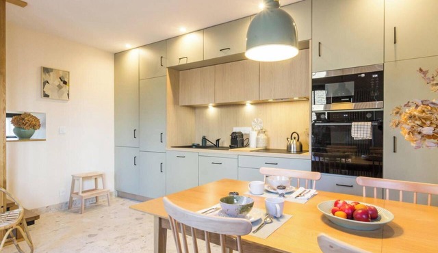 Charming three-level house - 2 guests