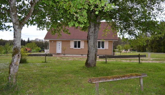 CHARMING TIMBER-FRAME HOUSE