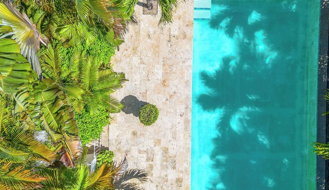 Charming tropical house/Pool/200M beach-restaurants/Free-Wifi