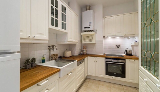 Charming two bedroom spacious 120sq m