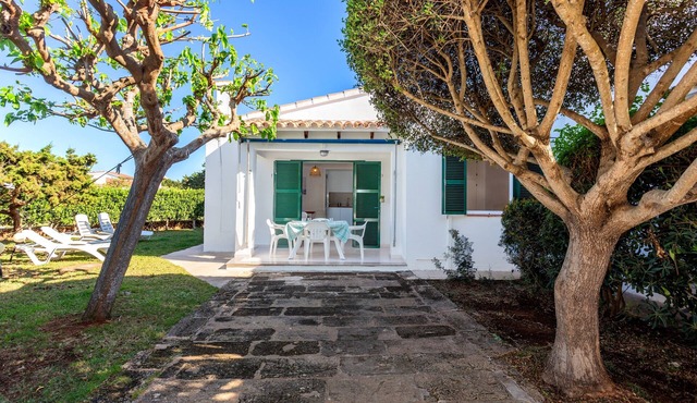 Charming Vacation Home "Villa Goyo" near the Sea with A/C, Wi-Fi, Terrace & Garden