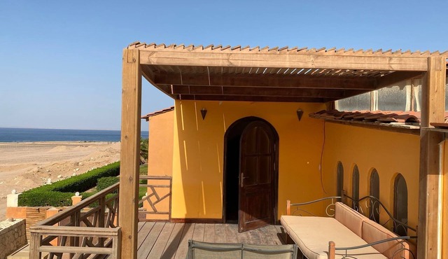 Charming Villa facing the Sea of National Park