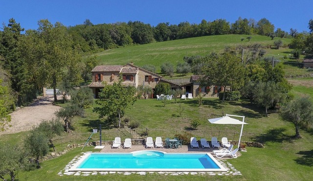 Charming Villa in Marche, private pool and fantastic landscape