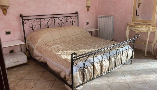 Charming Villa in Velletri, Italy - Perfect for a Relaxing Getaway