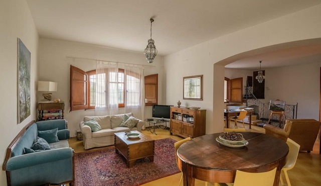 Charming Villa by the sea, wifi and cooking class free!