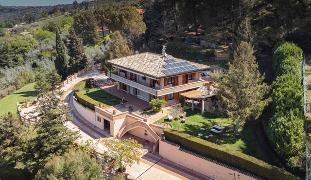 Charming villa nestled in the Abruzzo hills