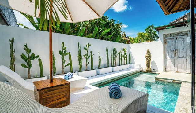 Charming Villa Sunflower with private Pool -Canggu