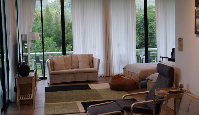 Charming villa with 2 bedrooms and WiFi, AC in pleasant Bangpra Sriracha