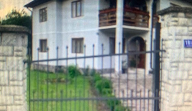 Charming villa with WiFi in picturesque Vișeu de Sus