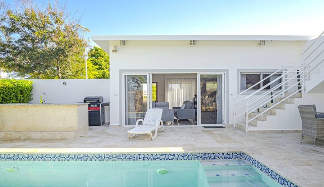 Charming villa with 2 bedrooms and WiFi, AC in marvelous Sosúa