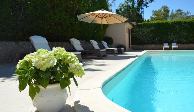 Charming villa with pool in Mondello, luxury, comfort, relaxation, beach and tennis!