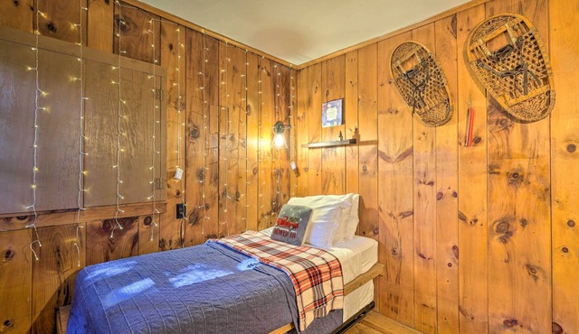 Charming Wilmington Cabin, 8 Mi. to Mt Snow!