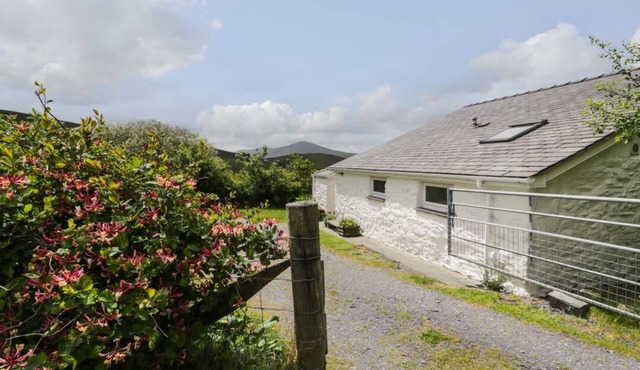 Charming Y Bwthyn Retreat in Llanberis