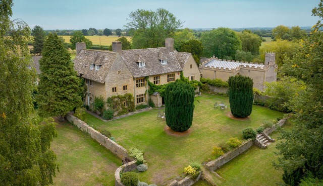 Charney Manor