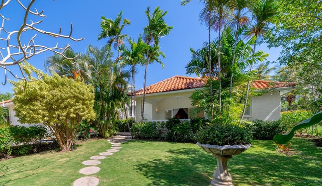 Chateau De Mar | Beach View - Located in Wonderful St. Peter with Private Pool