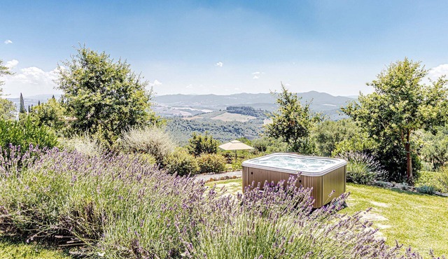 Chateau La Siroque - Montecatini ,Tuscany