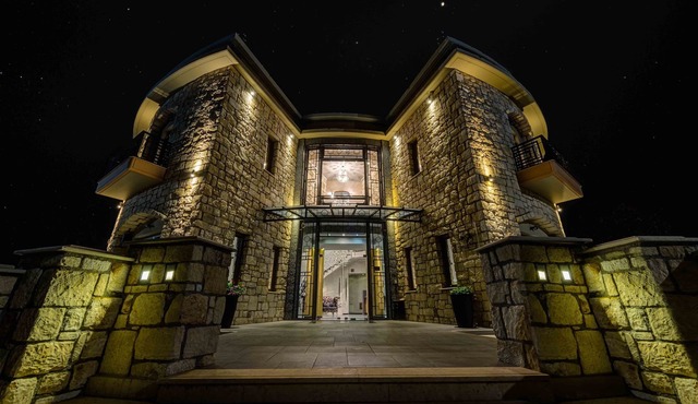 Chateau Rond Boutique Hotel & Spa