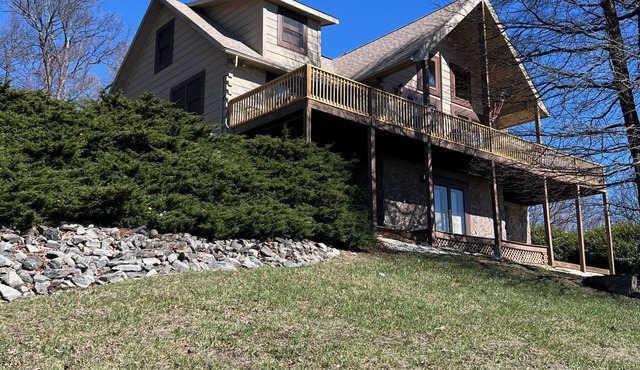 Chateau SMA retreat is located near the Blue Ridge parkway, Fancy Gap, VA.