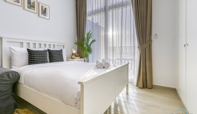 Cheerful Studio at Belgravia Tower JVC by Deluxe Holiday Homes