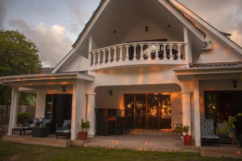 Chello's Villa