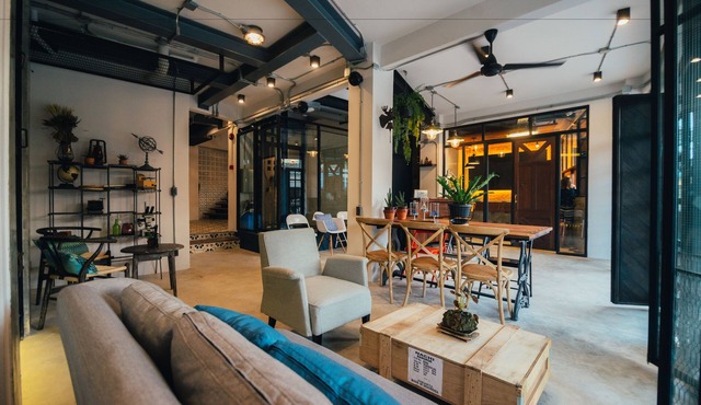 Chernchan Hostel