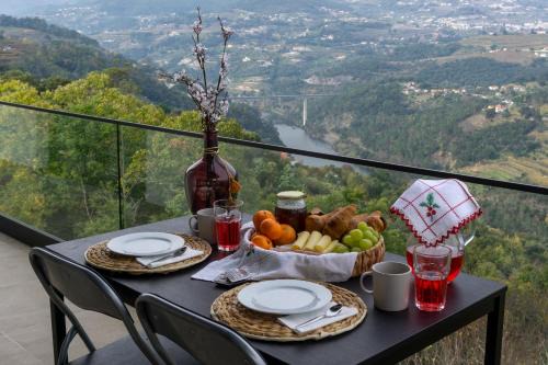 Cherry Douro Hill
