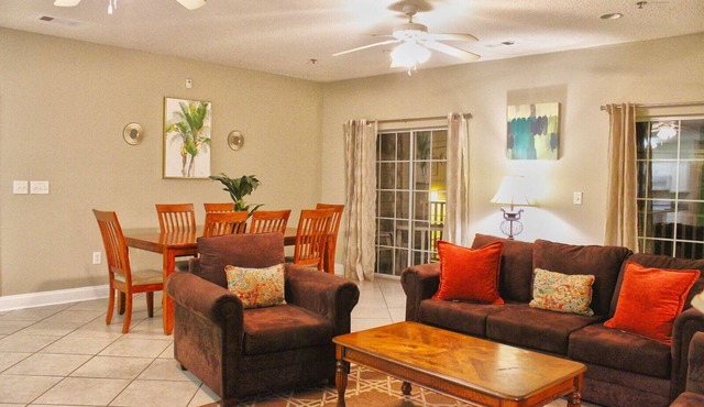 Cherry Grove Villas 204, Golf Villa Bliss near Ocean